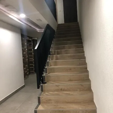 501 Apartment Kragujevac